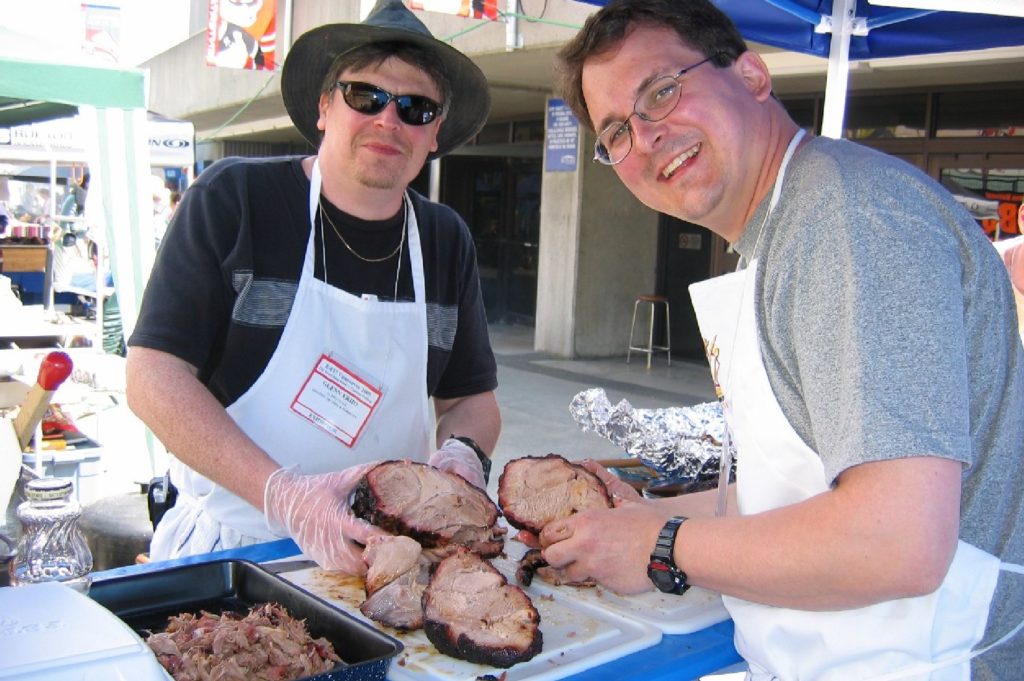 Brian and Glenn pulled pork BC chilli fest 2005 anniversary
